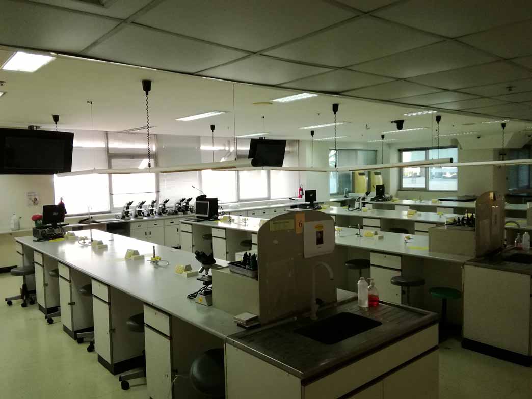 Lab Patho 01.jpg 81.6K